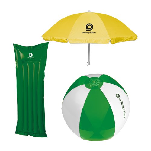 Strandartikel-Set mit Sonnenschirm, Luftmatratze und Ball.