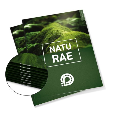 Naturfarbene Papier-Broschren mit Rckstichheftung.
